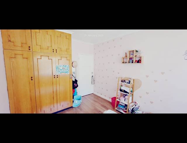4 BEDROOM TOWNHOUSE FOR SALE IN WEMBLEY